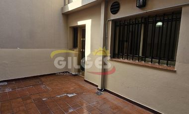 Venta Casa 4 Amb. Ramos Mejía  Fondo Libre  Apto crédito