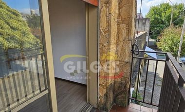 Venta Casa 4 Amb. Ramos Mejía  Fondo Libre  Apto crédito