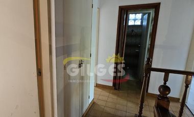 Venta Casa 4 Amb. Ramos Mejía  Fondo Libre  Apto crédito