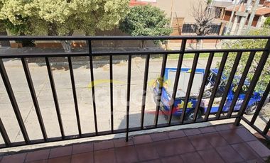 Venta Casa 4 Amb. Ramos Mejía  Fondo Libre  Apto crédito