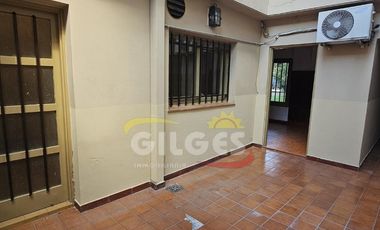 Venta Casa 4 Amb. Ramos Mejía  Fondo Libre  Apto crédito