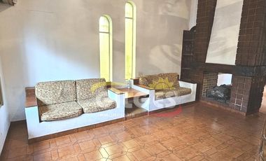 Venta Casa 4 Amb. Ramos Mejía  Fondo Libre  Apto crédito