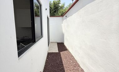 Casa en venta con habitación en planta baja- Excelentes espacios sociales