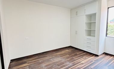 Casa en venta con habitación en planta baja- Excelentes espacios sociales