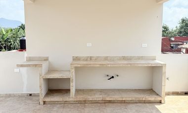 Casa en venta con habitación en planta baja- Excelentes espacios sociales