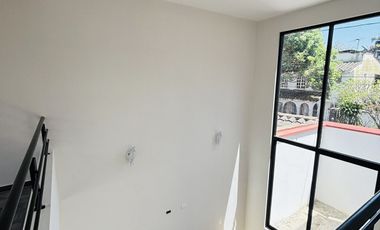 Casa en venta con habitación en planta baja- Excelentes espacios sociales