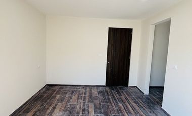 Casa en venta con habitación en planta baja- Excelentes espacios sociales