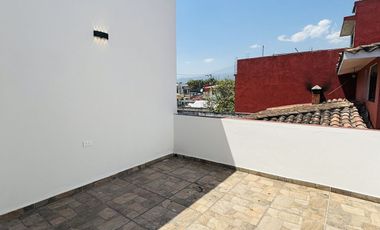 Casa en venta con habitación en planta baja- Excelentes espacios sociales