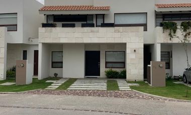 ALTOZANO CASA AMUEBLADA EN RENTA