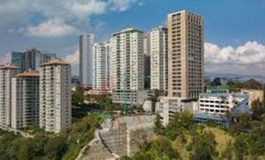 Terreno en venta cerca de Santa Fe, ideal para desarrolladores con uso de suelo comercial.