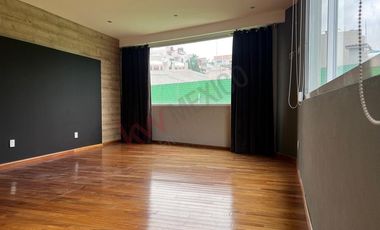 Espectacular Casa en Venta en Residencial San Carlos