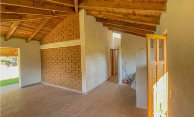 TERRENO EN VENTA CON CASA EN ACATITLAN