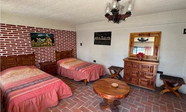 CASA EN RENTA A ORILLA DEL LAGO TEQUES “MC.