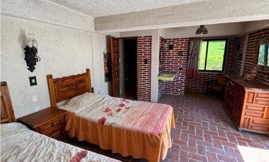 CASA EN RENTA A ORILLA DEL LAGO TEQUES “MC.