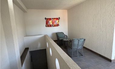 CASA EN RENTA A ORILLA DEL LAGO TEQUES “MC.