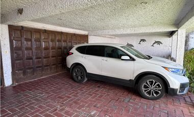 CASA EN RENTA A ORILLA DEL LAGO TEQUES “MC.