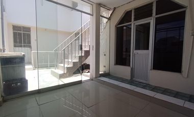 CASA EN JLBYR