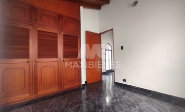 VENTA de CASAS en CALDAS