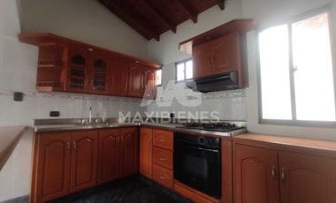 VENTA de CASAS en CALDAS