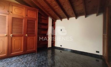 VENTA de CASAS en CALDAS