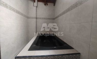 VENTA de CASAS en CALDAS