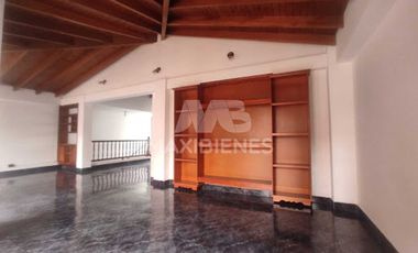 VENTA de CASAS en CALDAS