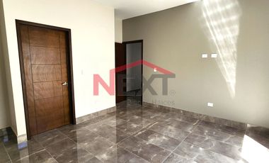 Casa de 1 Piso al Norte, en Hacienda SantaAna