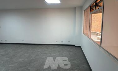 Arriendo/Venta de OFICINAS en COPACABANA
