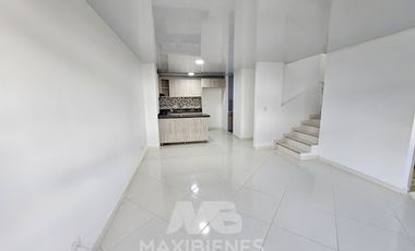 ARRIENDO de CASAS en GIRARDOTA