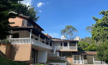 ARRIENDO de CASAS en MEDELLIN