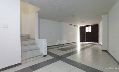 ARRIENDO de CASAS en SABANETA