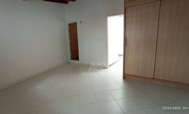 ARRIENDO de CASAS en SABANETA