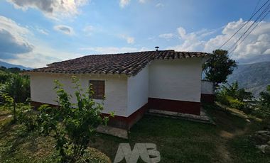ARRIENDO de FINCAS en GIRARDOTA