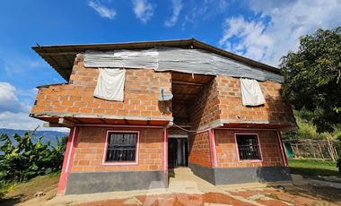 ARRIENDO de FINCAS en GIRARDOTA