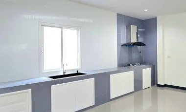 4 Bedroom House for sale in Nong Chom, Chiang Mai