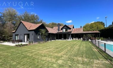 Venta Casa - Golf Club Argentino /  10 ambientes