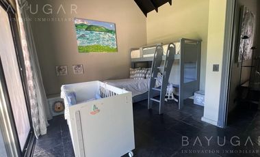 Venta Casa - Golf Club Argentino /  10 ambientes
