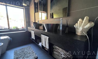 Venta Casa - Golf Club Argentino /  10 ambientes