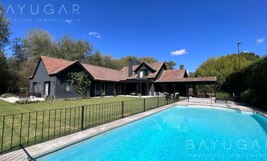 Venta Casa - Golf Club Argentino /  10 ambientes