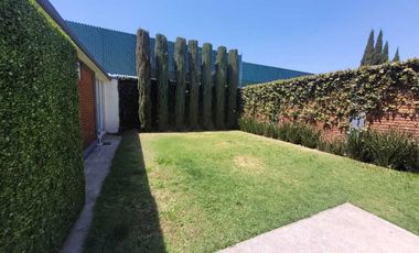 Casa en Renta, jardín, 3 recámaras, a 20 min. de CDMX