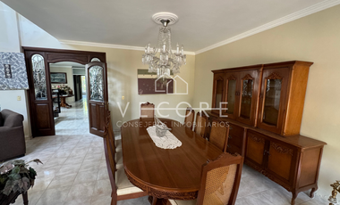 CASA EN VENTA EN AZALEAS BUGAMBILIAS, ZAPOPAN