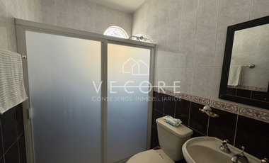 CASA EN VENTA EN AZALEAS BUGAMBILIAS, ZAPOPAN