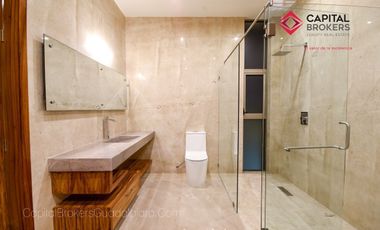 Casa en Venta en Zapopan Ayamonte de Lujo con Alberca y Jardín