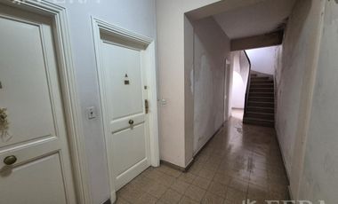 Venta departamento 3 ambientes con balcón en  Quilmes Centro
