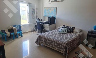 Venta casa 3 Dorm en B° Elementos   Pileta, Neuquen