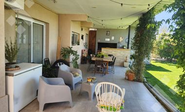 Venta casa 3 Dorm en B° Elementos   Pileta, Neuquen
