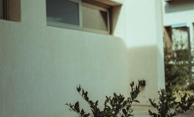 Casa de 3 dormitorios en alquiler en La Castilla Club de Campo