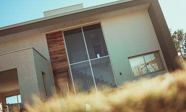 Casa de 3 dormitorios en alquiler en La Castilla Club de Campo