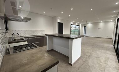 Casa en venta - Barrio La Alameda, Canning