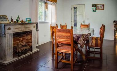 Casa en venta - 3 Dormitorios 2 Baños - 1.500Mts2 - General Roca